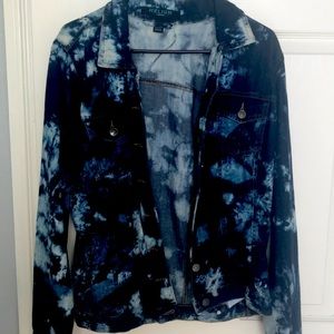Jean jacket size L